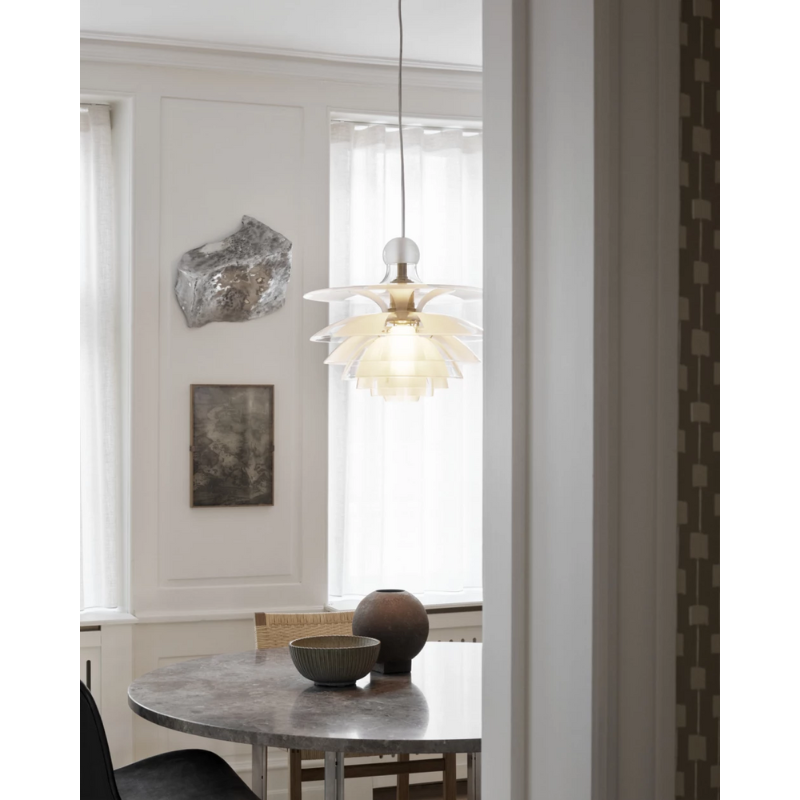 The PH Septima from Louis Poulsen in a kitchen and dining setting.