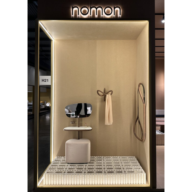 The Vertigo Wall Hanger from Nomon on display.