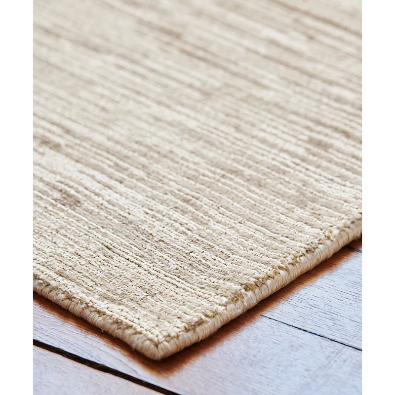 The Glam Banana Fiber Rug from Toulemonde Bochart in detail.