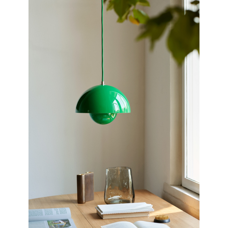 The Flowerpot VP1 Pendant from &Tradition in a dining room.