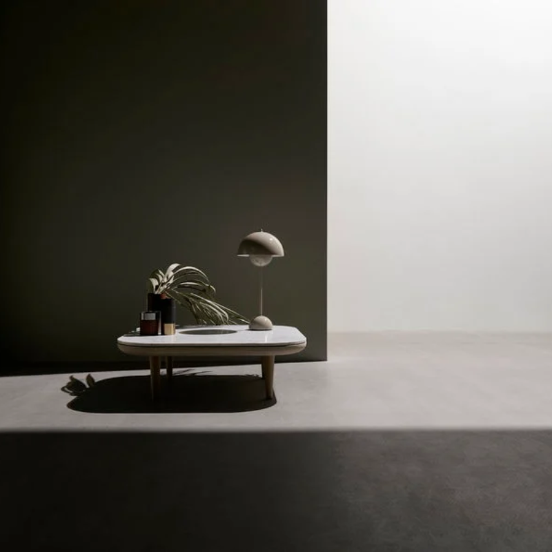 The Flowerpot VP3 Table Lamp from &Tradition in a studio.