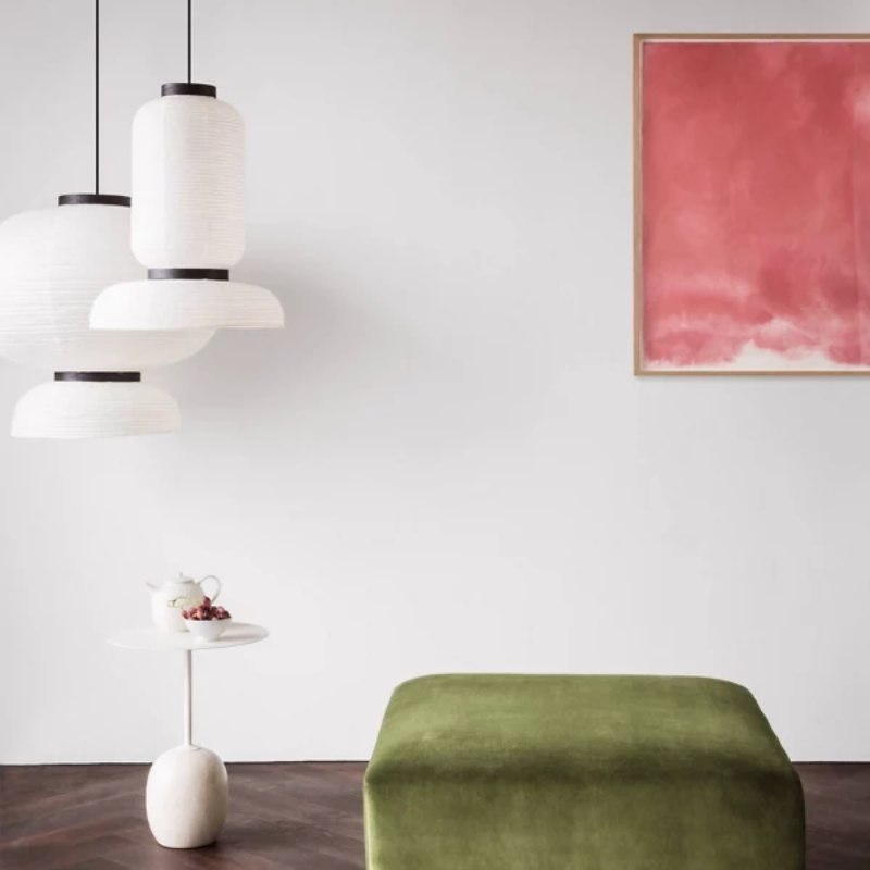 The Formakami JH3 Pendant Light from &Tradition in a living room.