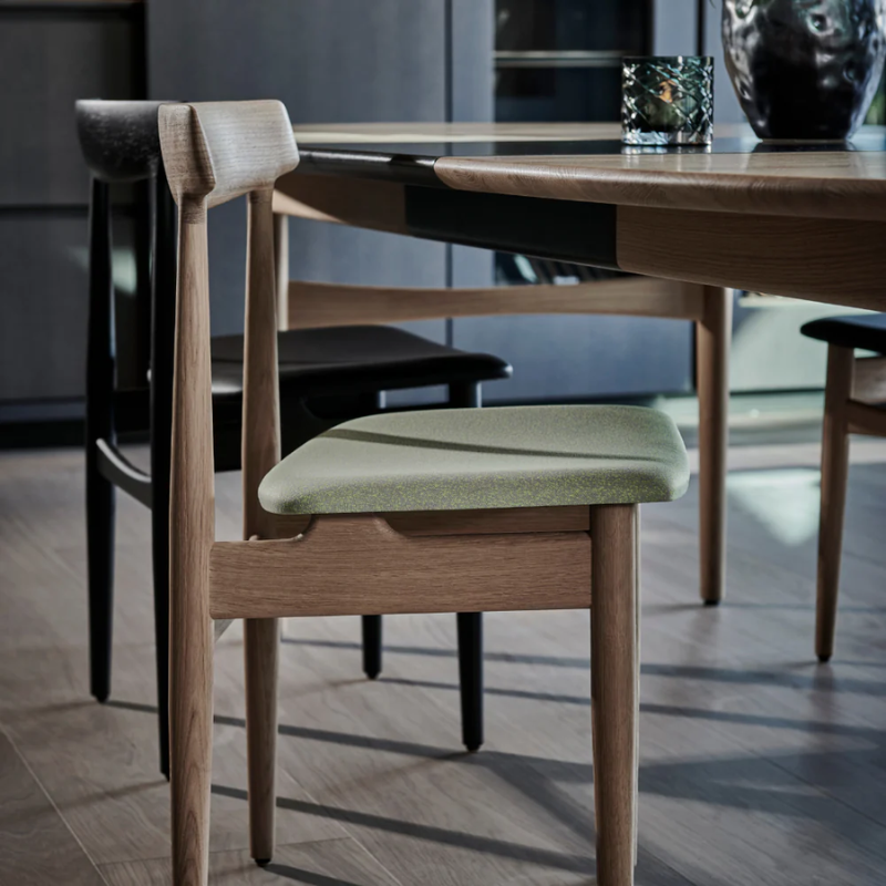 Eikund dining chair oak with green upholstered seat pad