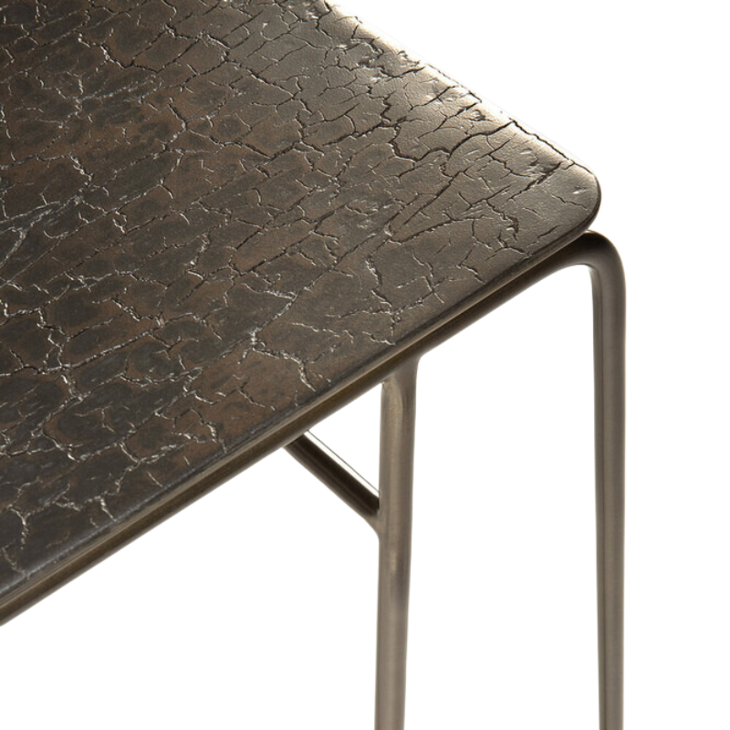 The Ellipse Side Table from Ethnicraft table top.